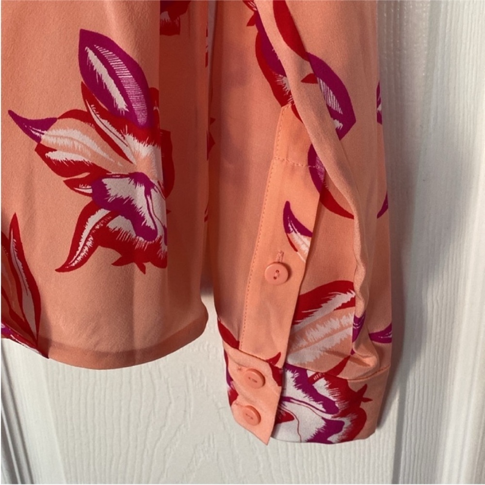 Diane Von Furstenberg Shirt 100% Silk Long Sleeve Blouse Top size 4 - Picture 5 of 14